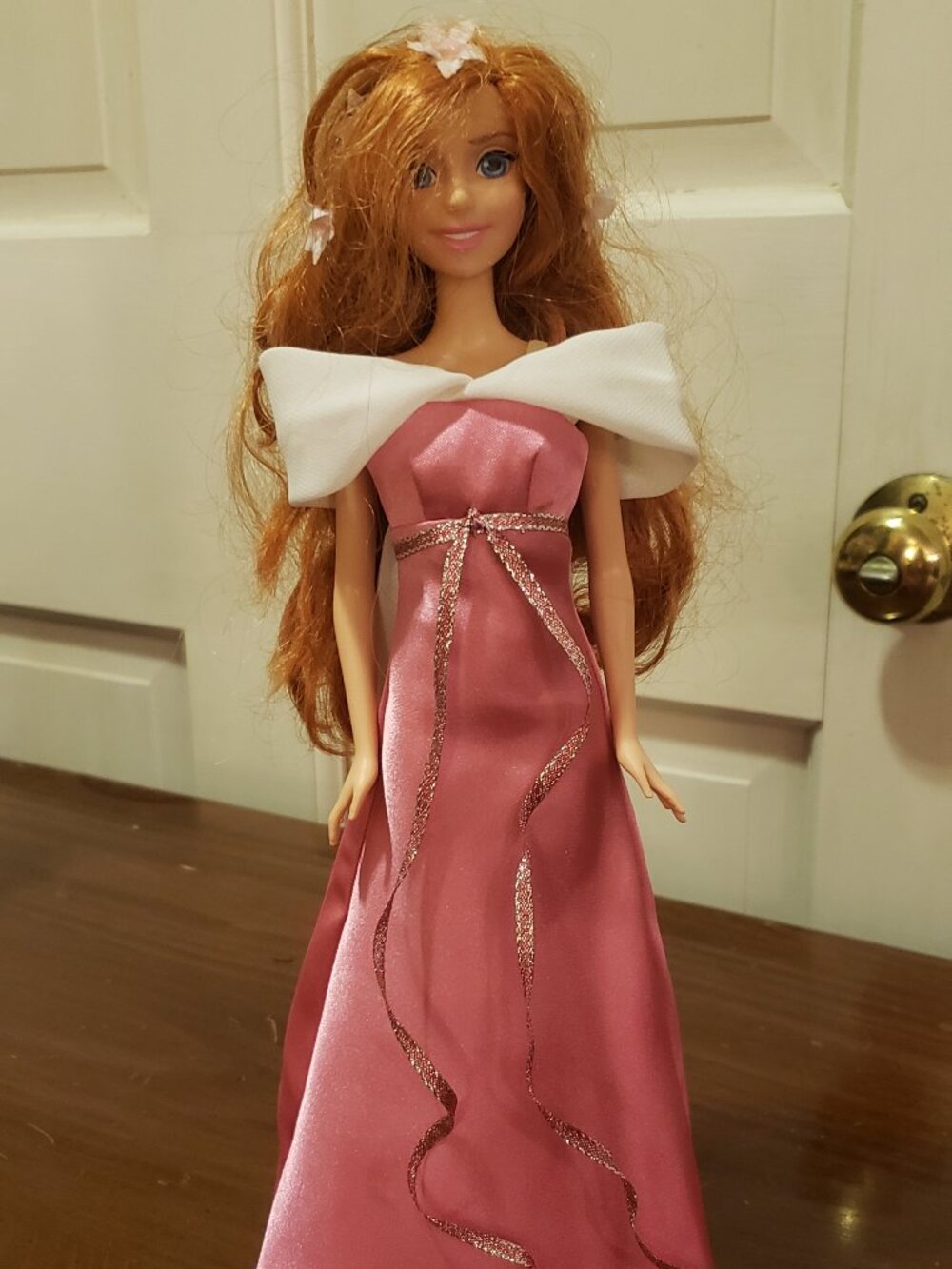 Enchanted Giselle pink dress Barbie doll Disney